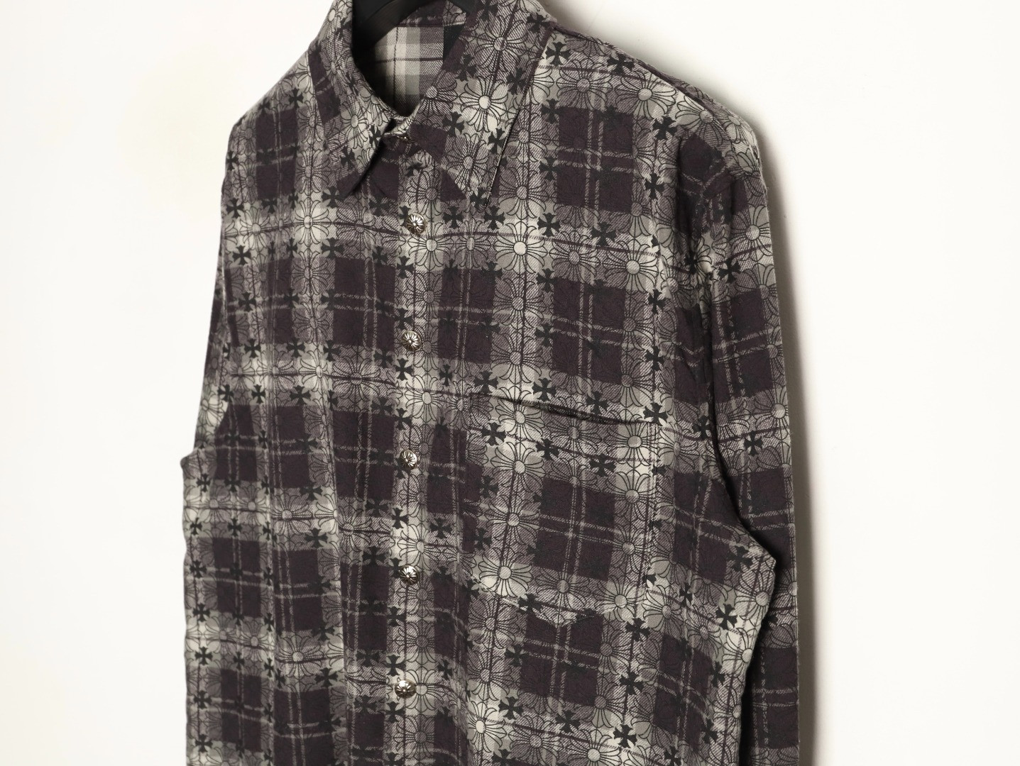 Ch*0me He**ts Long-sleeved Shirts