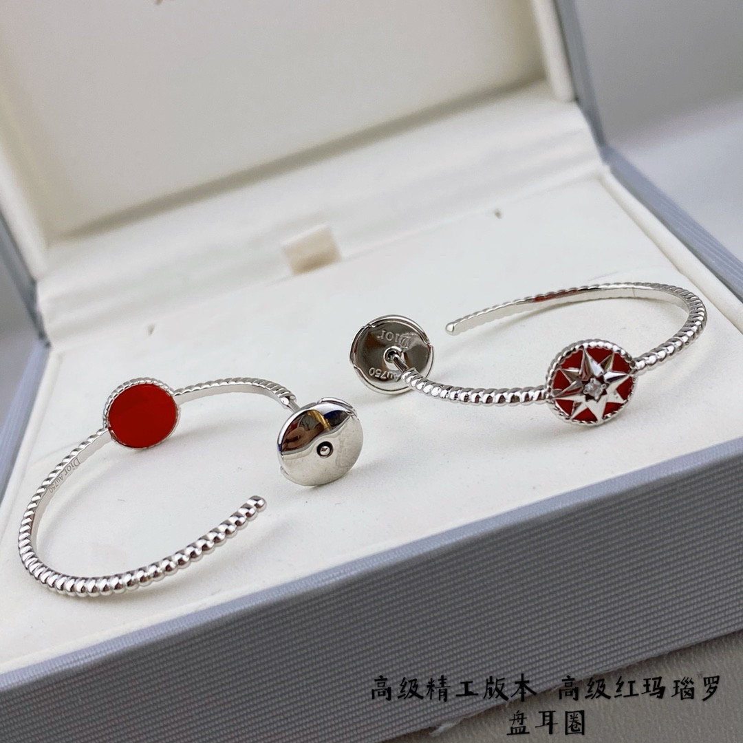 D10r Eight-pointed star Earrings