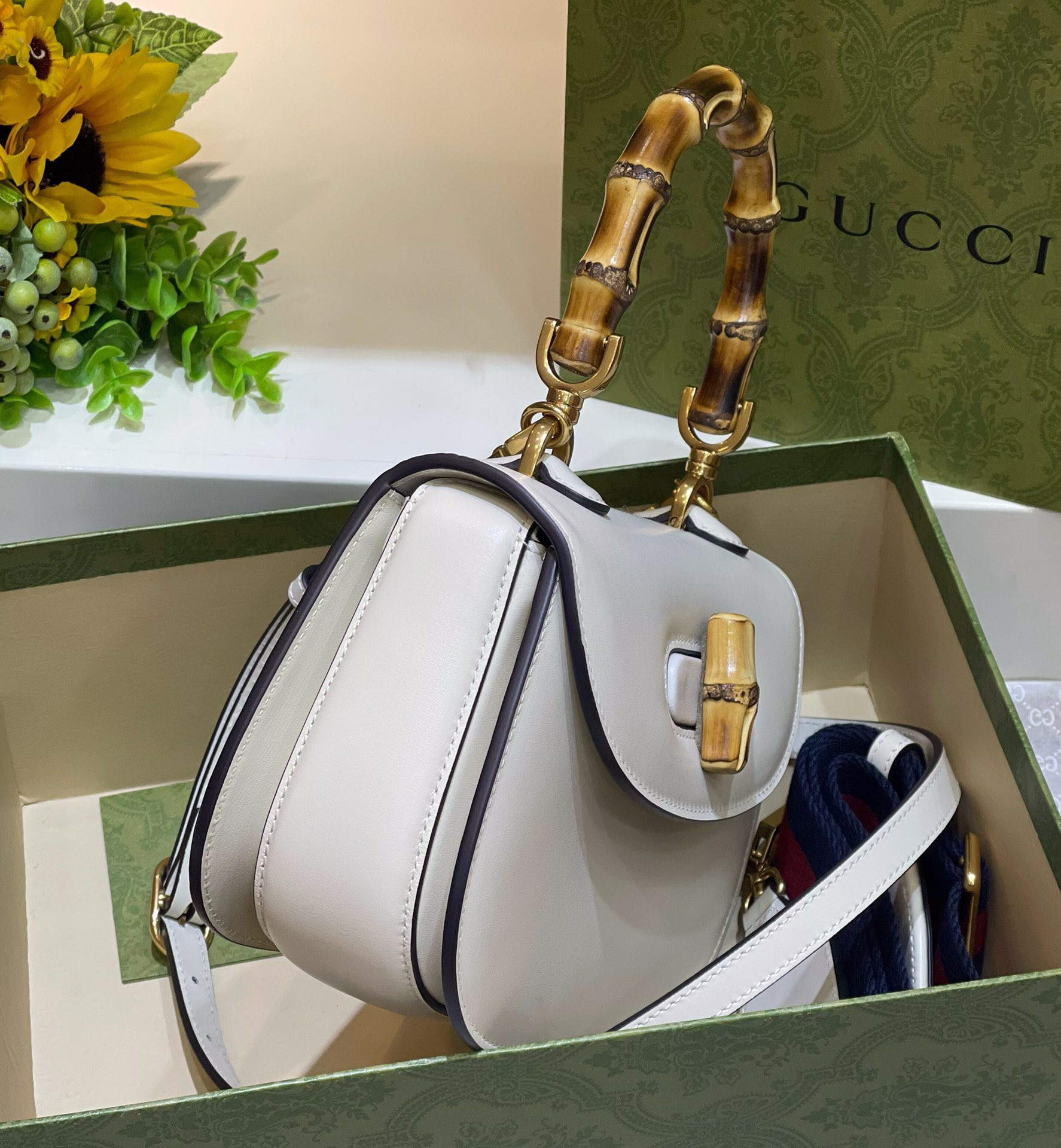 Gvc*1 small bamboo tote