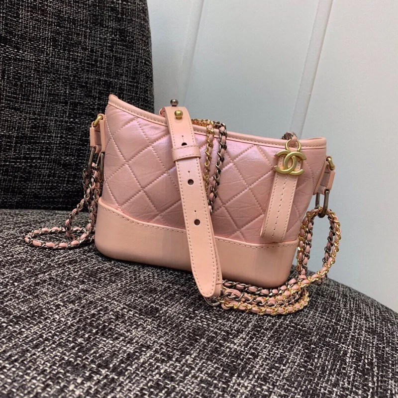 Ch**el Alessandra Ambrosio pearl bag