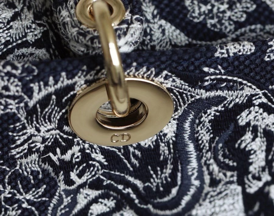 D10r D-lited bag 24cm