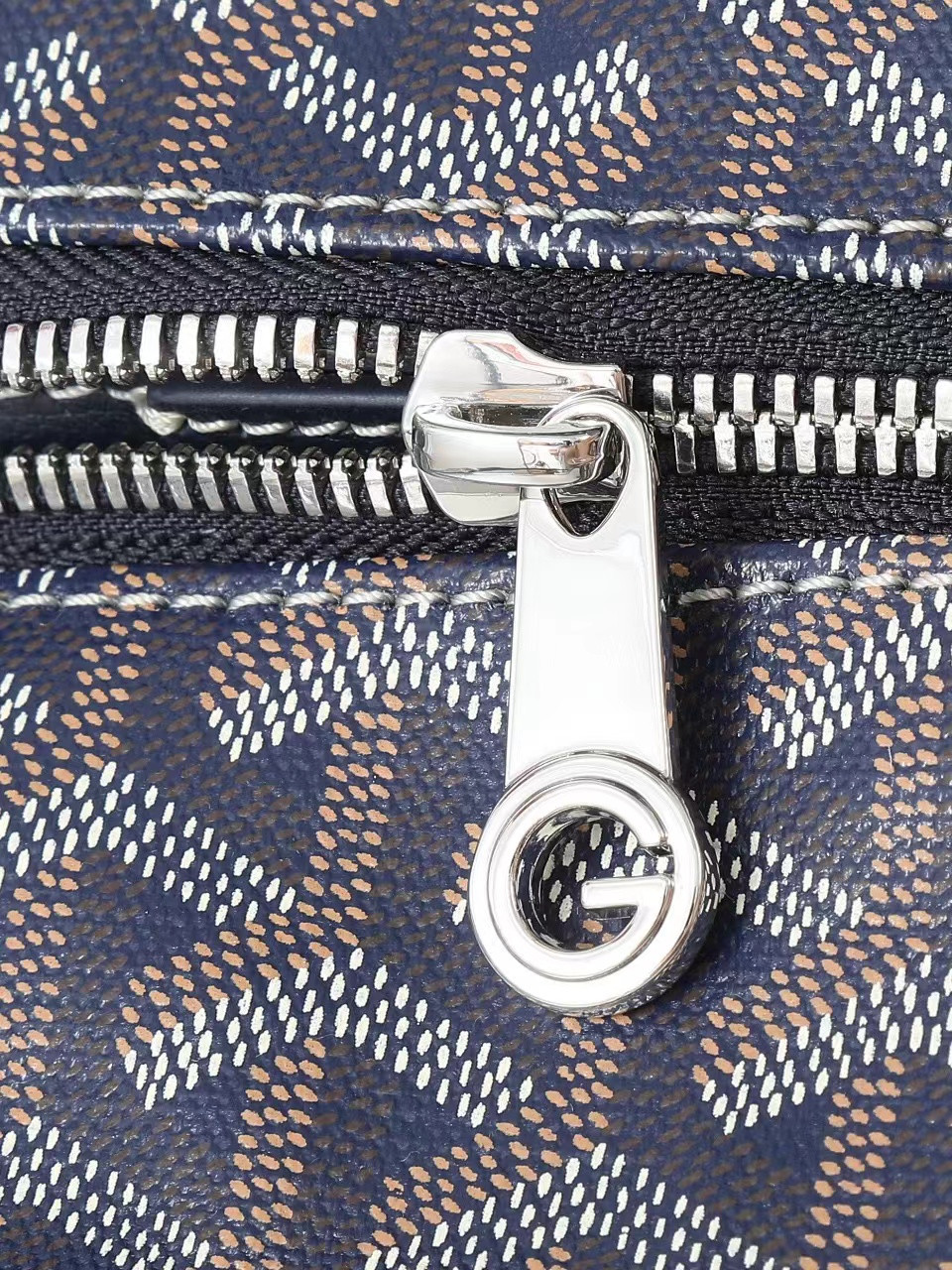 G09ard Saint L0vis Zipper Bag 30cm x 17cm x 50 cm