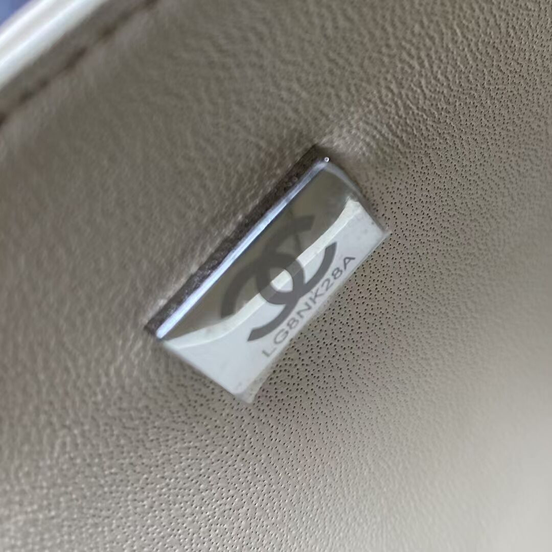 Ch**el Classic Flap Jumbo 25cm CF Khaki Silver 15.5x25.5x6.5cm