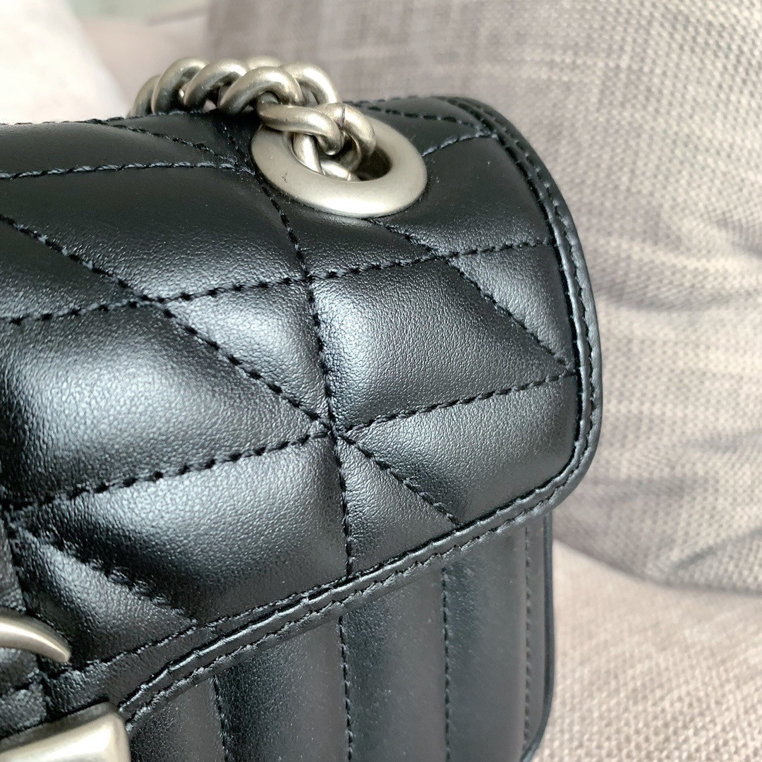 Gvc*1 GG Marmont mini shoulder bag 22cm