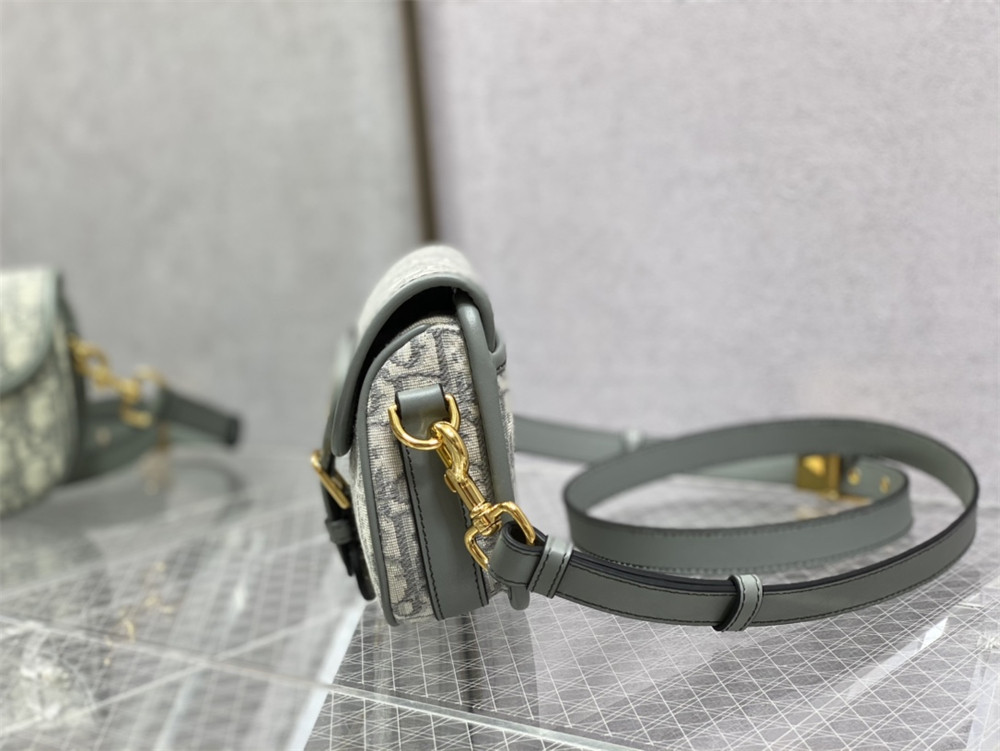 MEDIUM D10r BOBBY BAG White D10r Oblique Jacquard