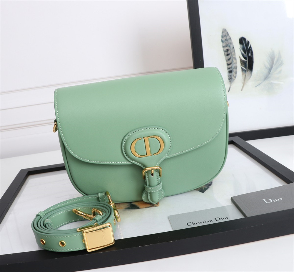 MEDIUM D10r BOBBY BAG Green Box Calfskin
