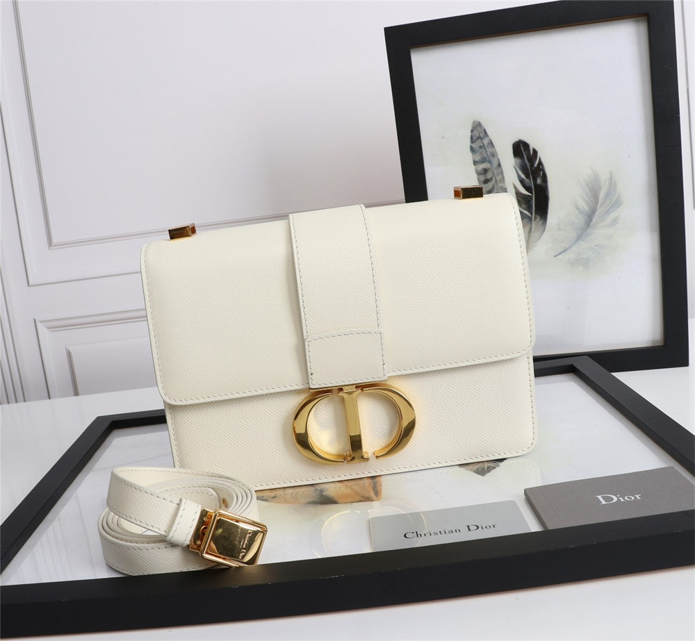 D10r 30 MONTAIGNE CHAIN BAG Grained White