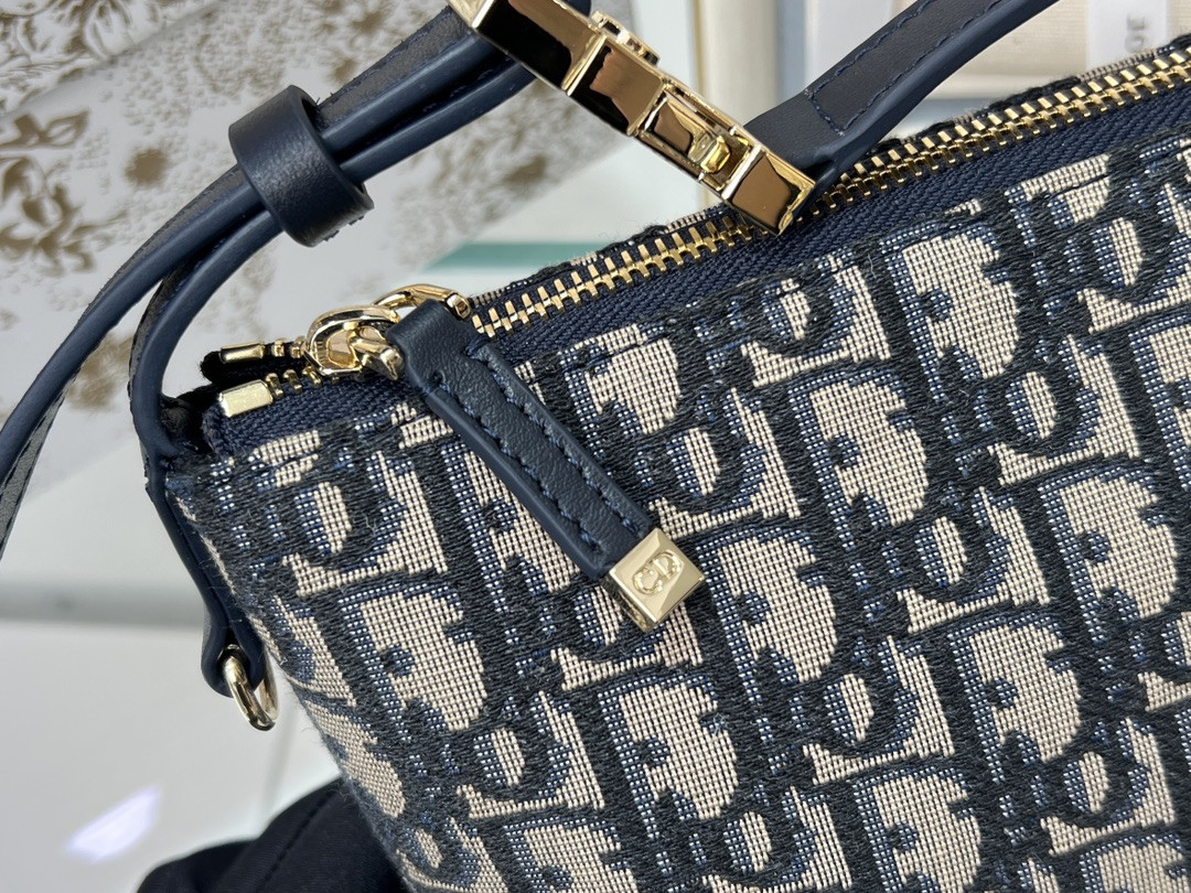 D10r TRAVEL NOMAD POUCH Blue D10r Oblique Jacquard