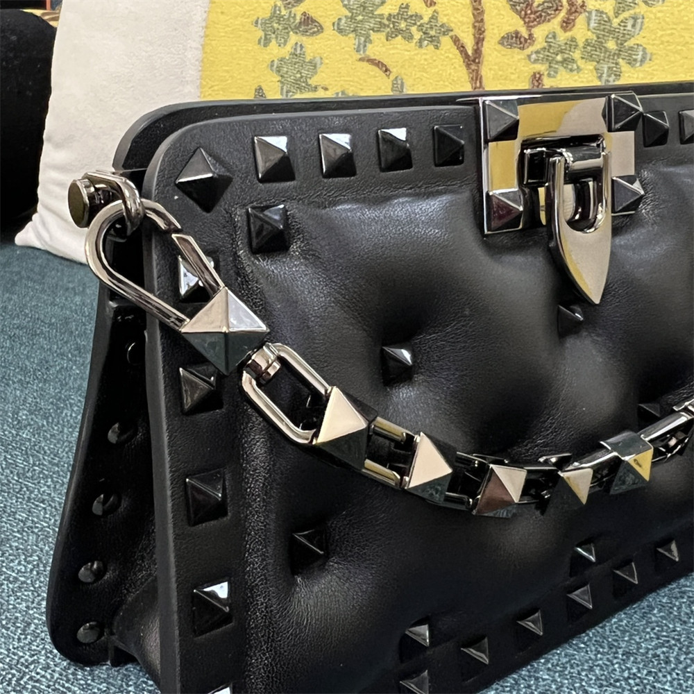 Va1e*ntin0 GARAVANI SMALL ROCKSTUD PADDED NAPPA HANDBAG BLACK