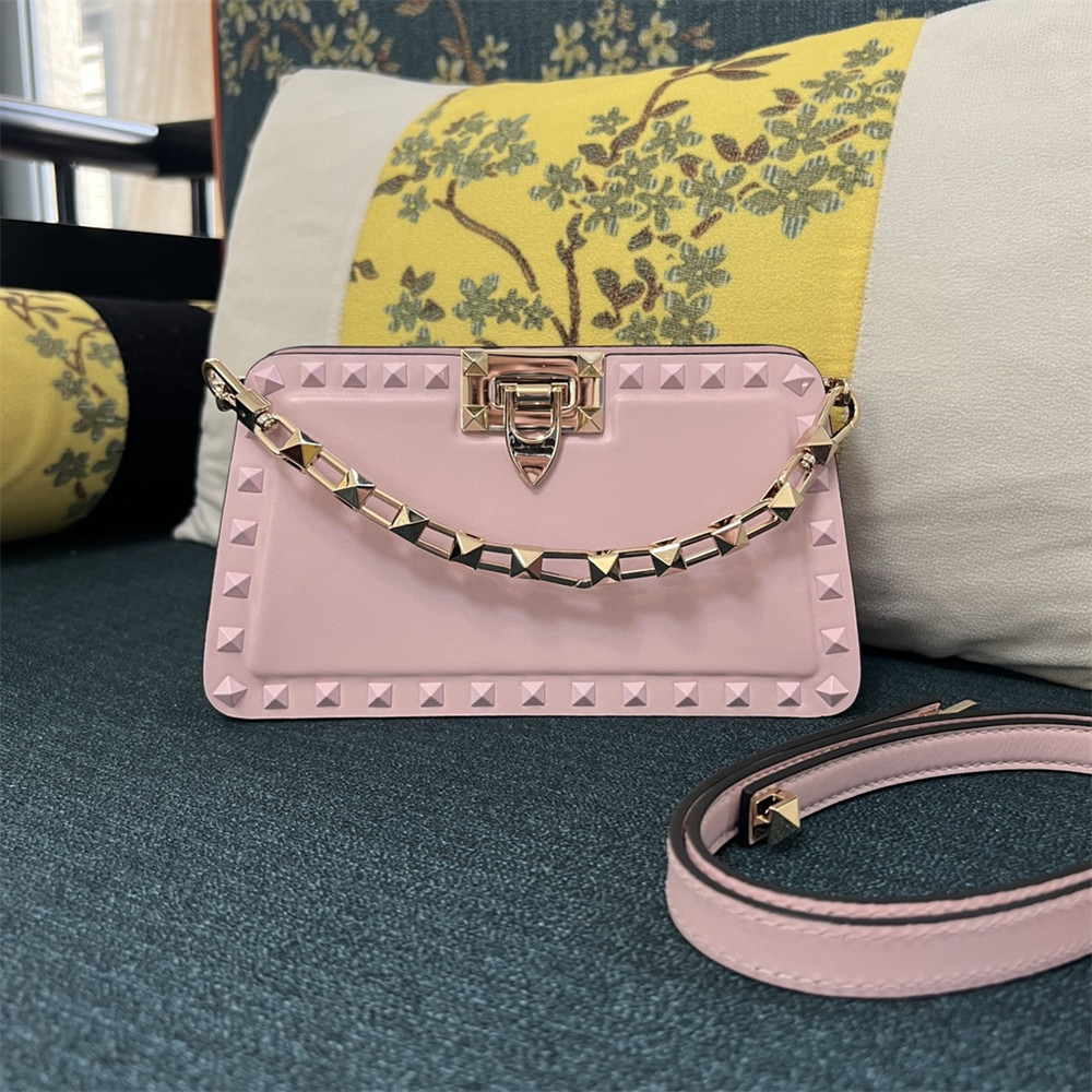 Va1e*ntin0 GARAVANI ROCKSTUD23 SMALL SMOOTH CALFSKIN SHOULDER BAG PINK