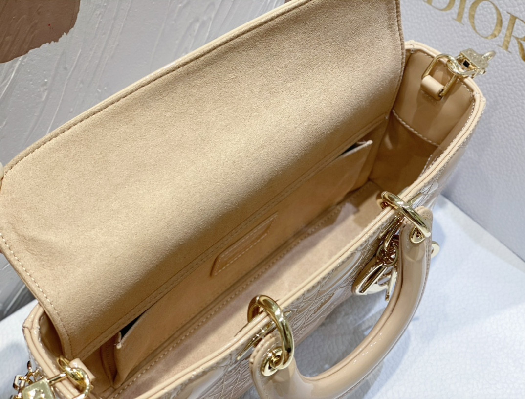 D10r SMALL LADY D-JOY BAG Biscuit Patent 26x6x14cm