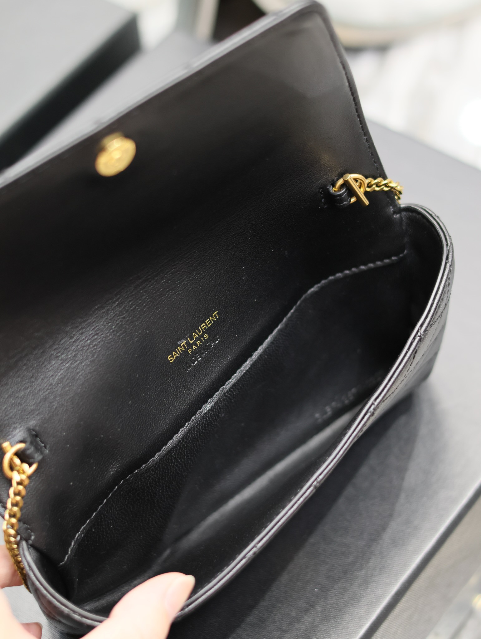 Y51 GABY 19×10×4.5 cm