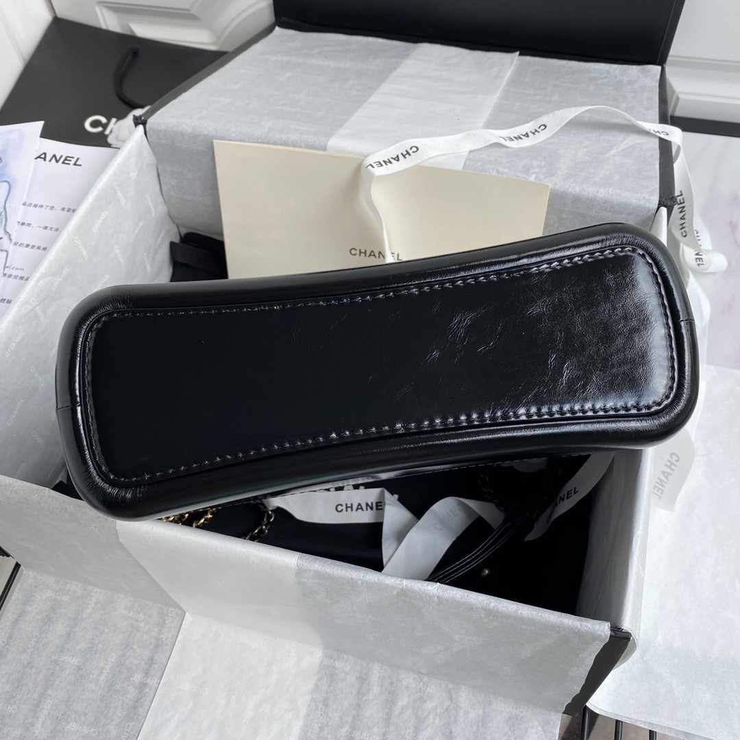 Ch**el Gabrielle MEDIUM WHITE BLACK 21 x 28 x 10cm