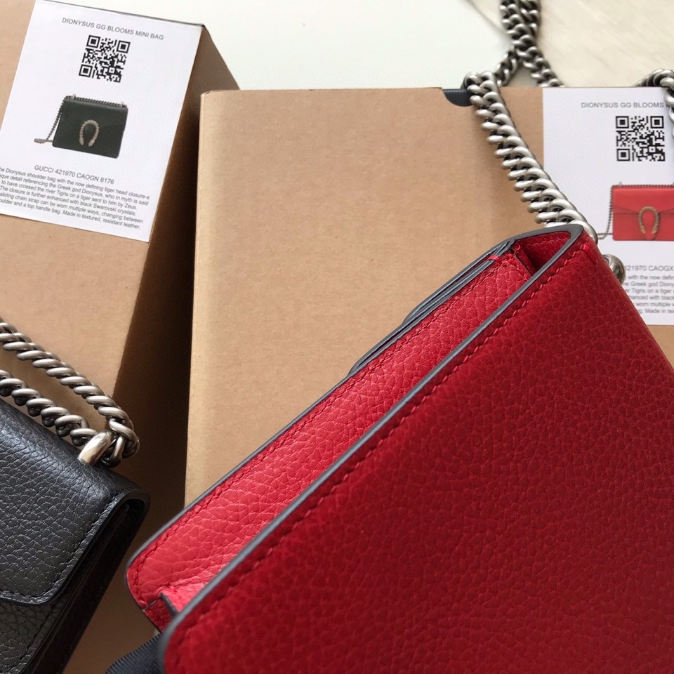 Gvc*1 DIONYSUS LEATHER MINI BAG RED 7.5"Wx6"Hx2"D