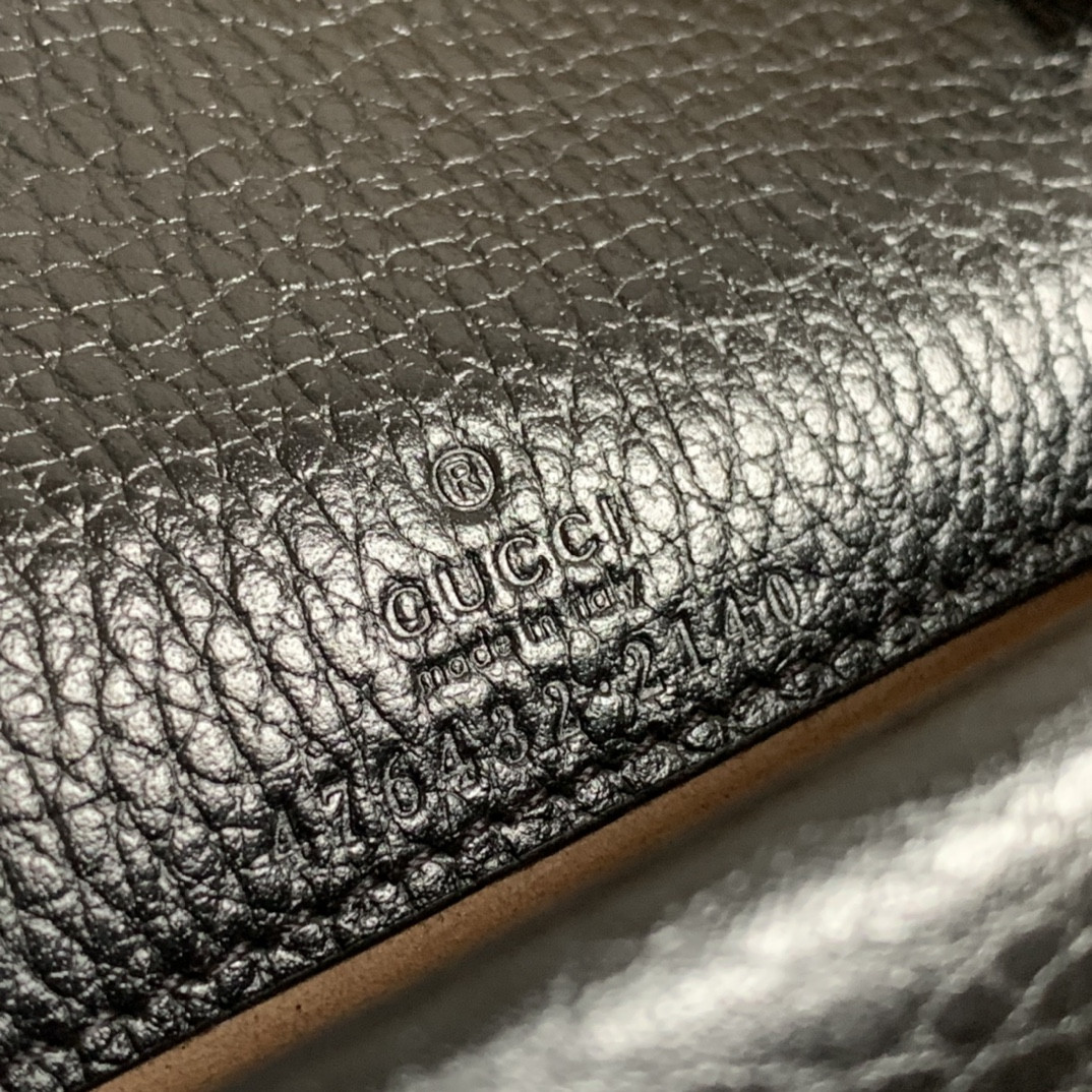 Gvc*1 DIONYSUS LEATHER S*pER MINI BAG BLACK 6.5"Wx3.9"Hx1.6"D