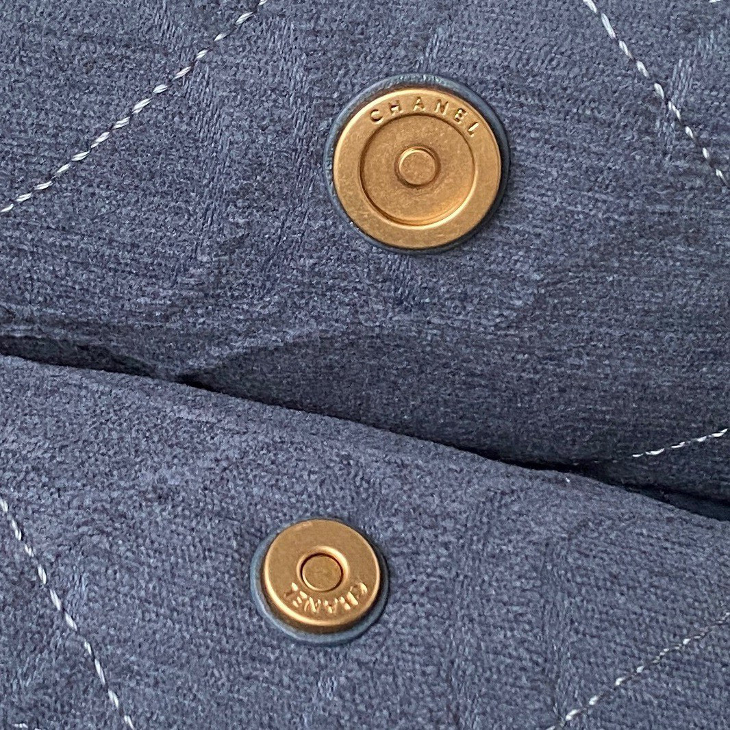 Ch**el 22 SMALL HANDBAG velvet NAVY 13.7×14.4×2.7 in