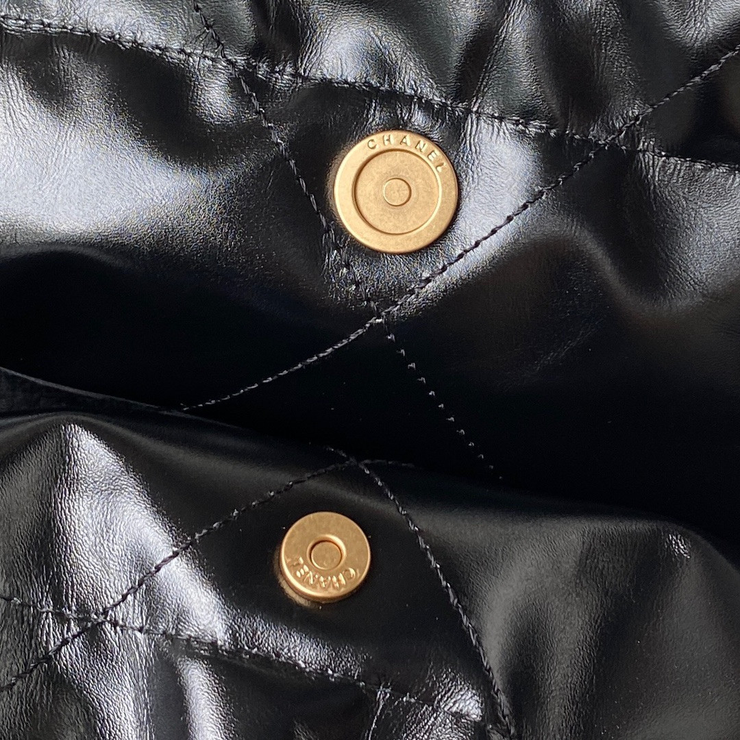 Ch**el 22 HANDBAG Shiny Calfskin BLACK 30×45×8cm