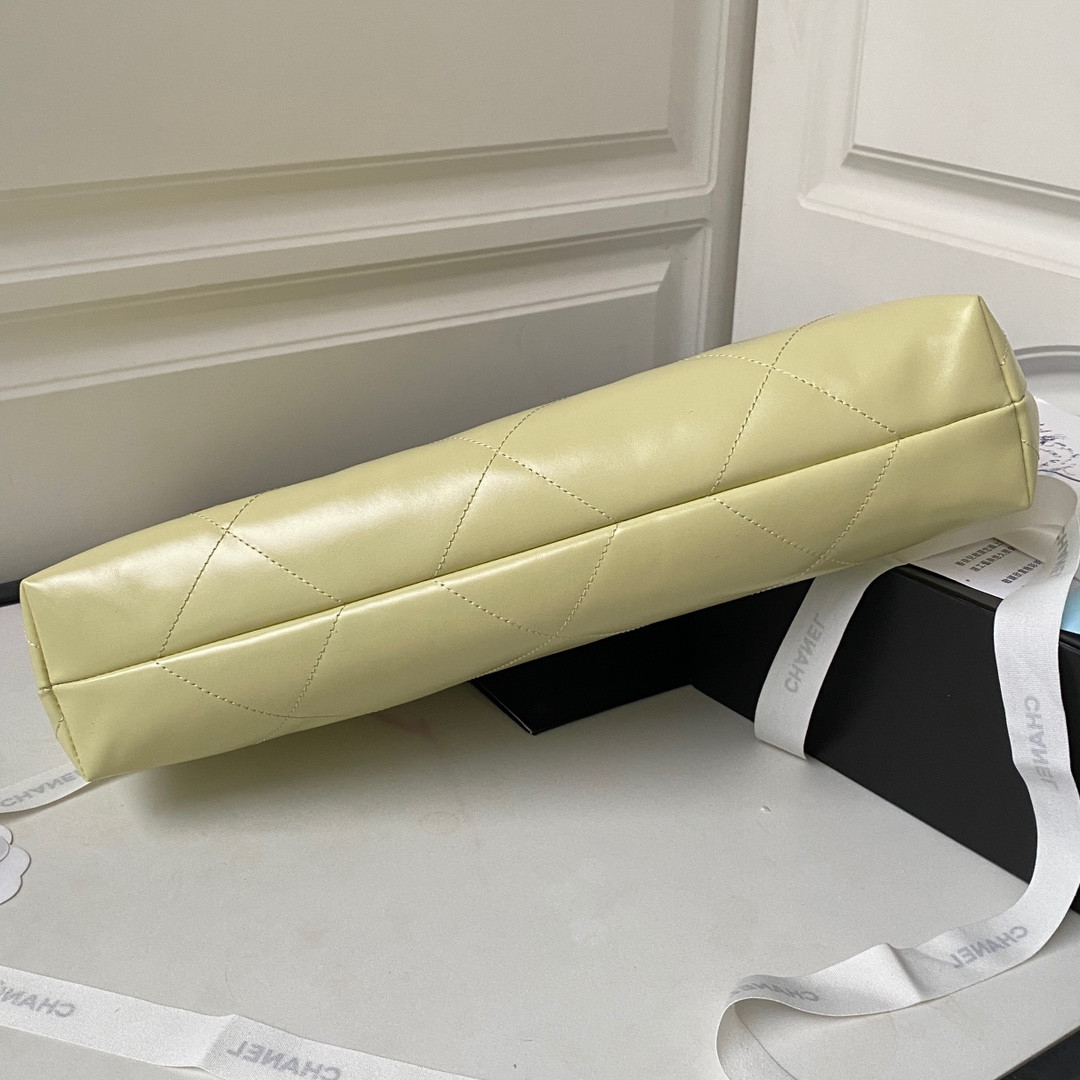 Ch**el 22 HANDBAG Shiny Calfskin YELLOW 30×45×8cm