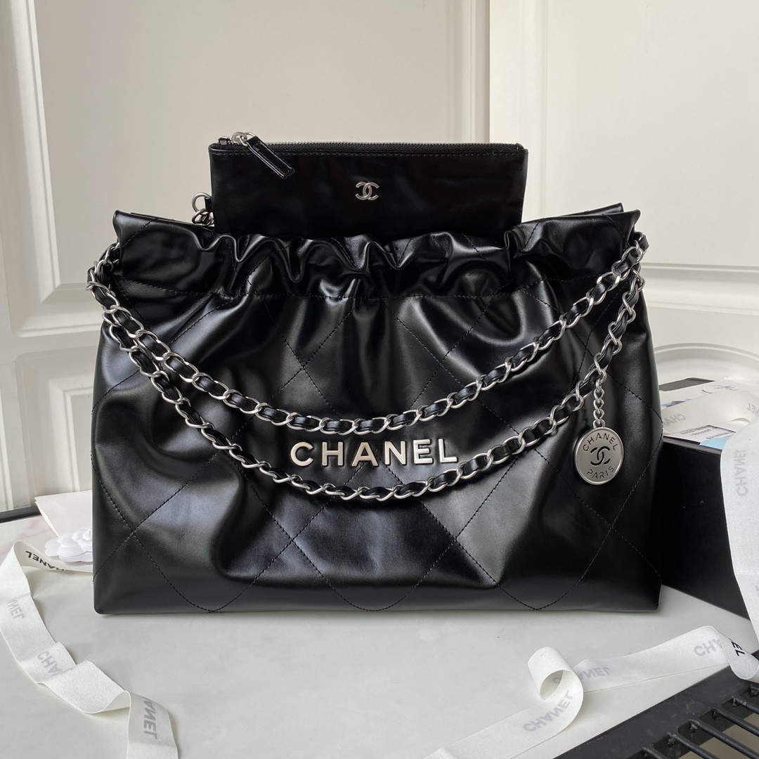 Ch**el 22 HANDBAG Shiny Calfskin 30×45×8cm