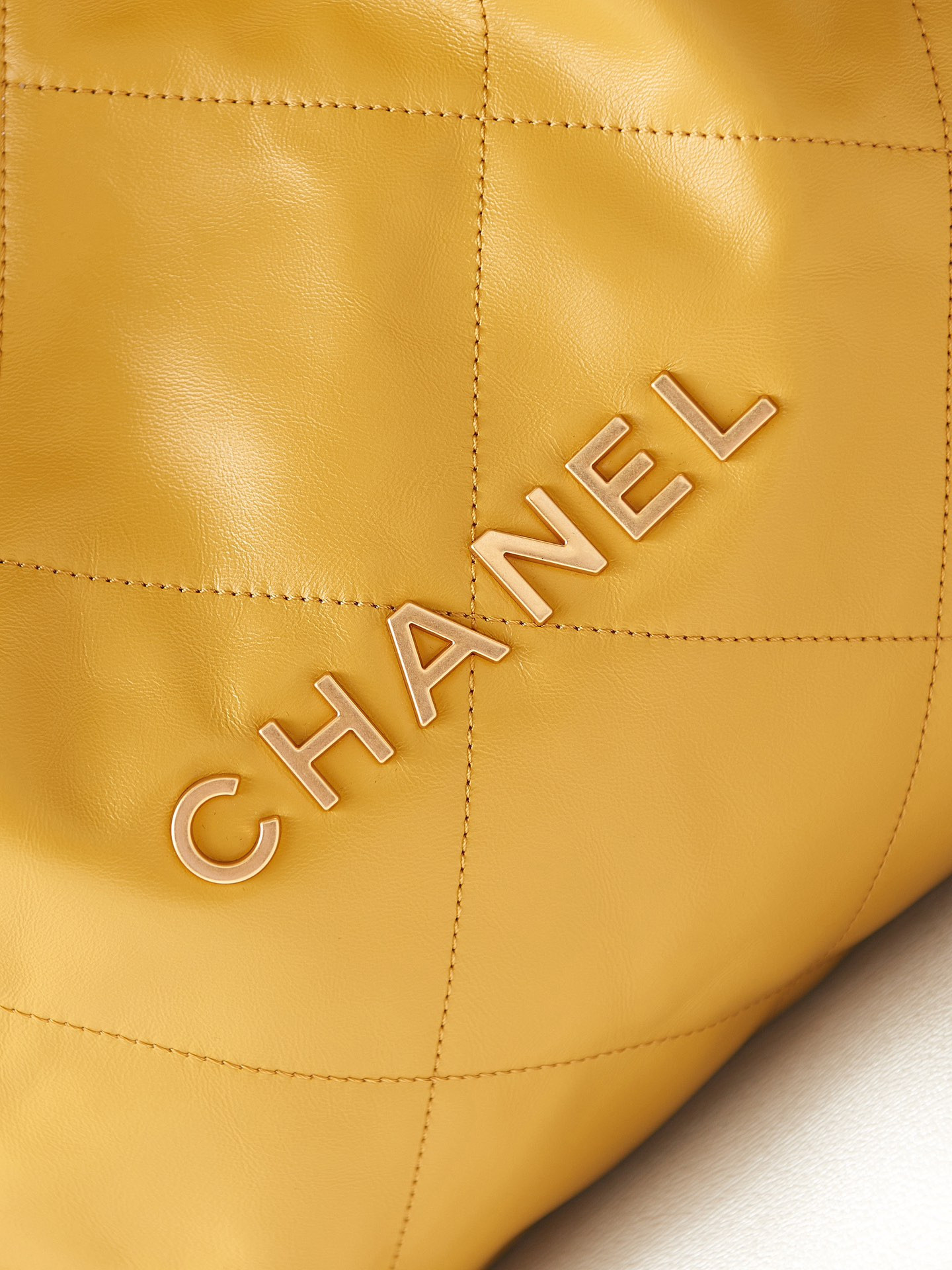 Ch**el 22 SMALL HANDBAG Shiny Calfskin YELLOW 15.2×16.4×3.1 in
