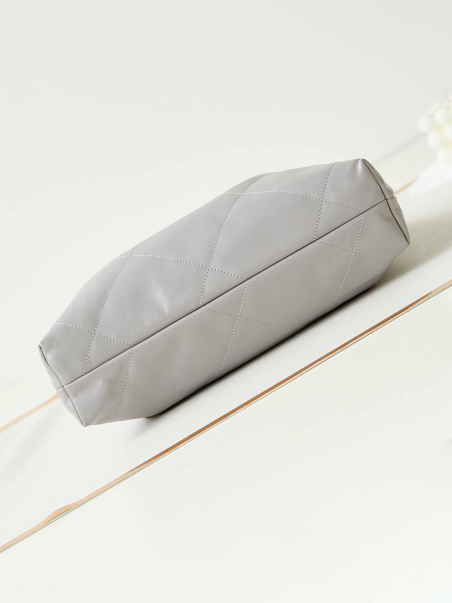 Ch**el 22 SMALL HANDBAG Shiny Calfskin GREY 13.7×14.4×2.7 in