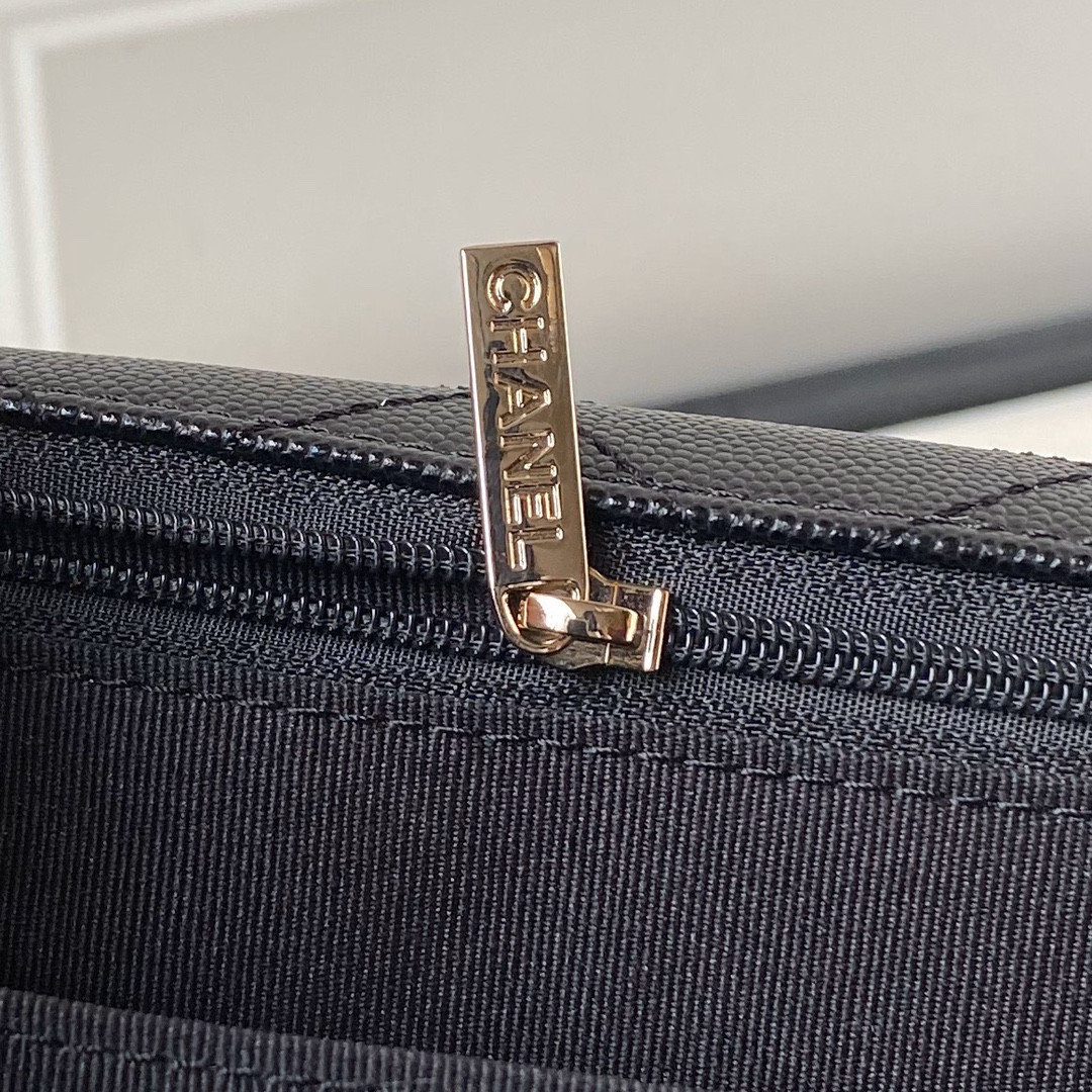 Ch**el CLASSIC FLAP BLACK 28x38x12cm