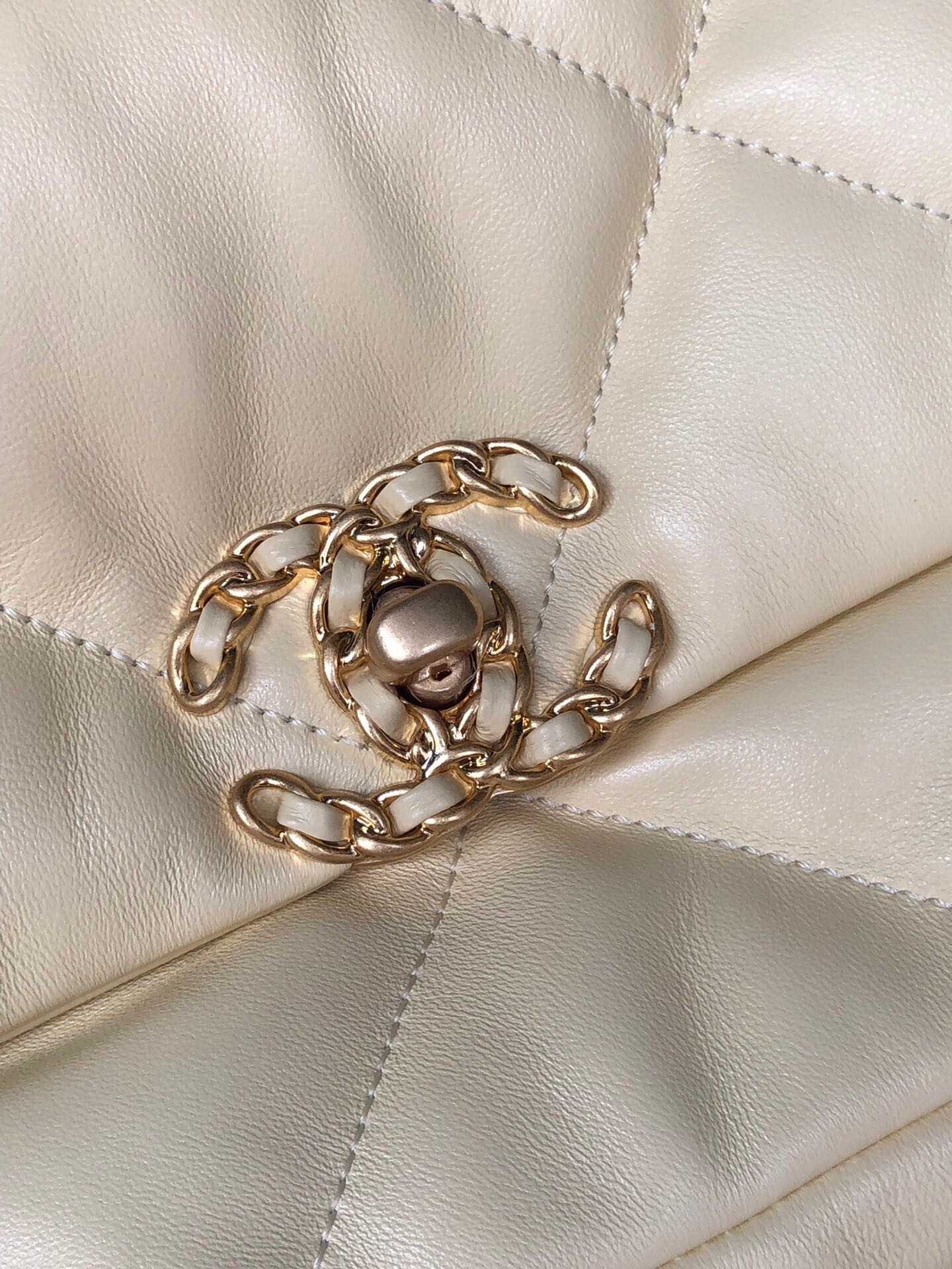 Ch**el 19 HANDBAG Shiny Leather, Gold-Tone, Silver-Tone & Ruthenium-Finish Metal Dark Yellow 6.2 × 10.1 × 3.5 in