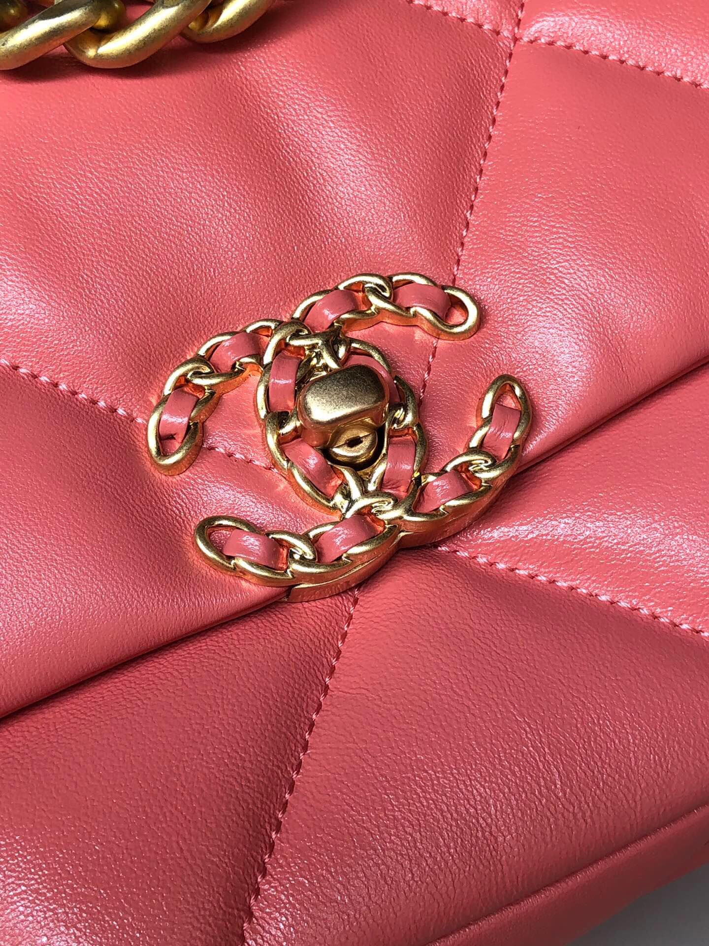 Ch**el 19 HANDBAG Shiny Pink Gold-Tone, Silver-Tone & Ruthenium-Finish Metal 6.2 × 10.1 × 3.5 in