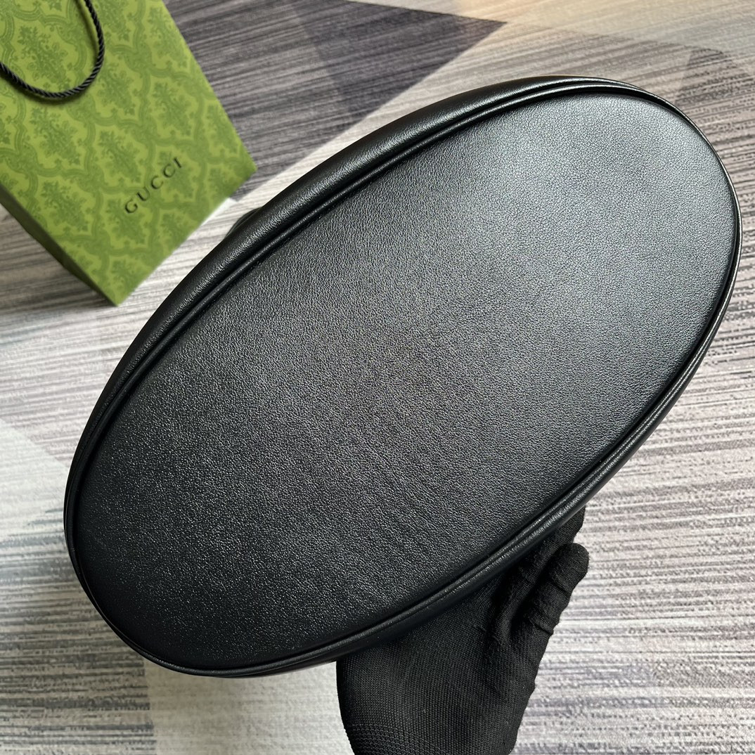 Gvc*1 DIANA LARGE TOTE BAG Black 40W x 34H x 21D CM