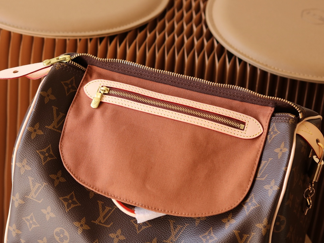 L0vis Vvtt0n M41108 Speedy 30