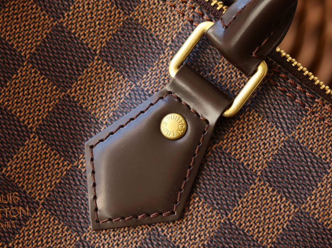 L0vis Vvtt0n N41364 Speedy 30