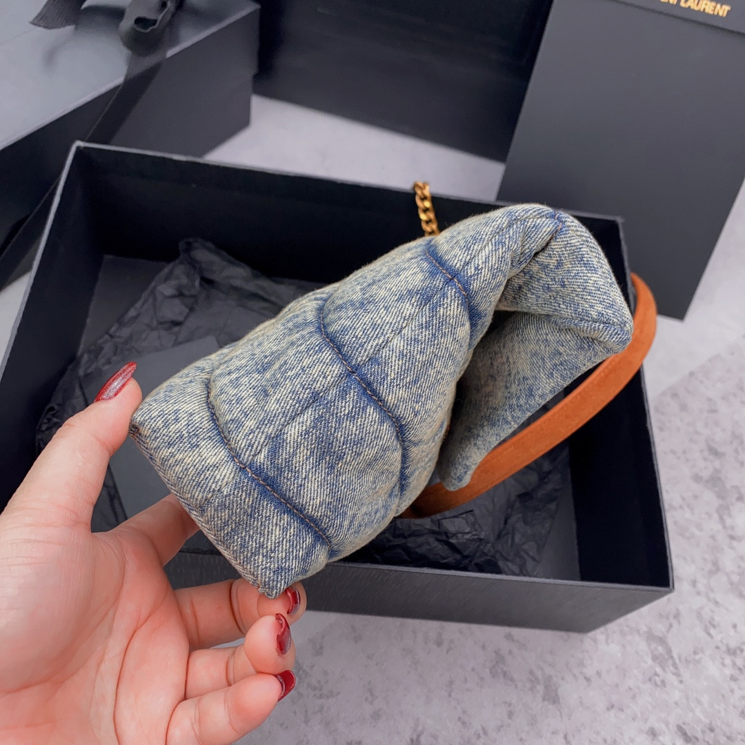 Y51 PUFFER IN SUEDE AND DENIM LIGHT BLUE 23 X 15.5 X 5.8 CM