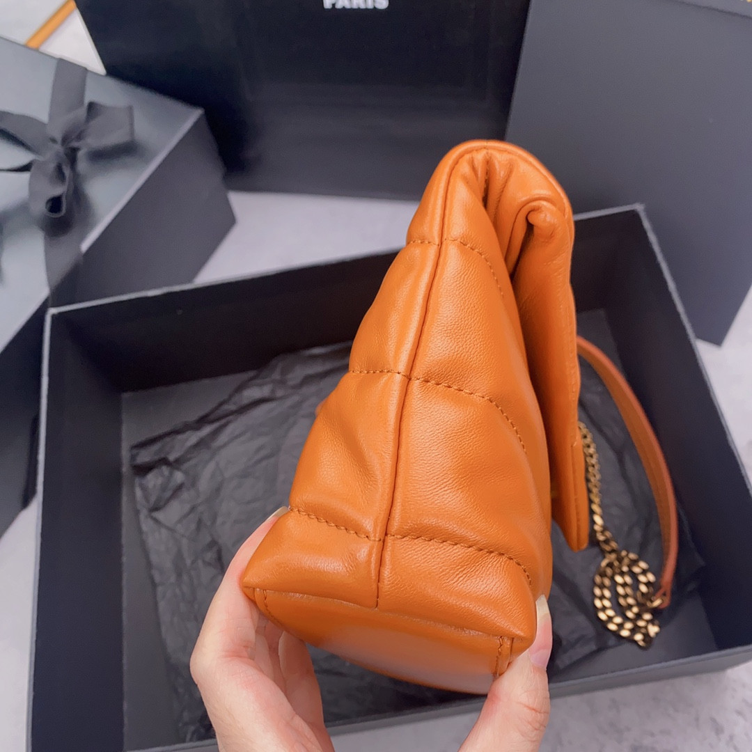 Y51 PUFFER IN LEATHER ORANGE 23 X 15.5 X 5.8 CM