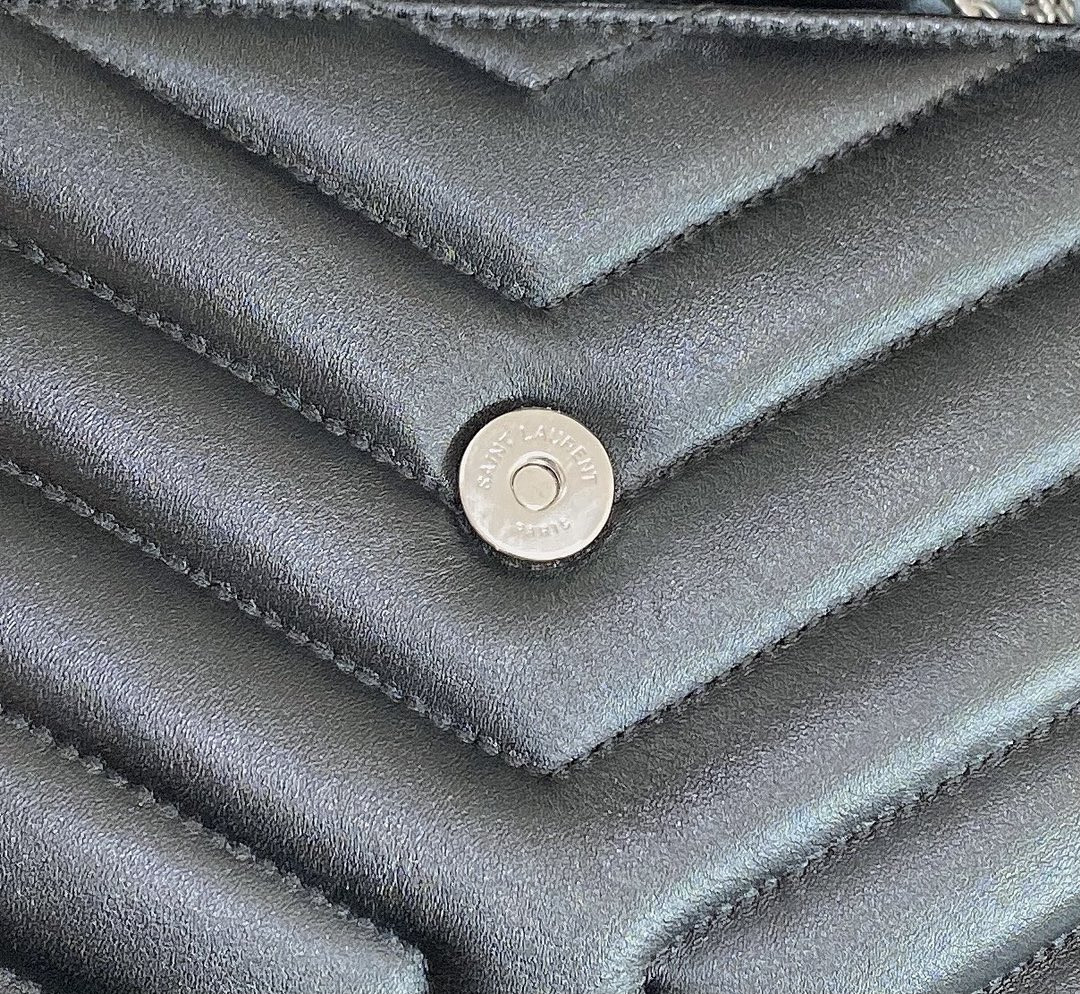 Y51 LOULOU SMALL IN QUILTED LEATHER BLACK SILVER 9 X 6.1 X 3.3 INCHES