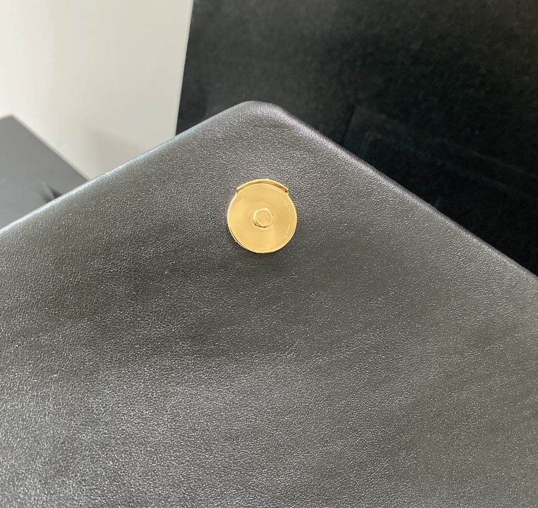 Y51 LOULOU MEDIUM IN QUILTED LEATHER BLACK 12.5 X 8.6 X 3.5 INCHES