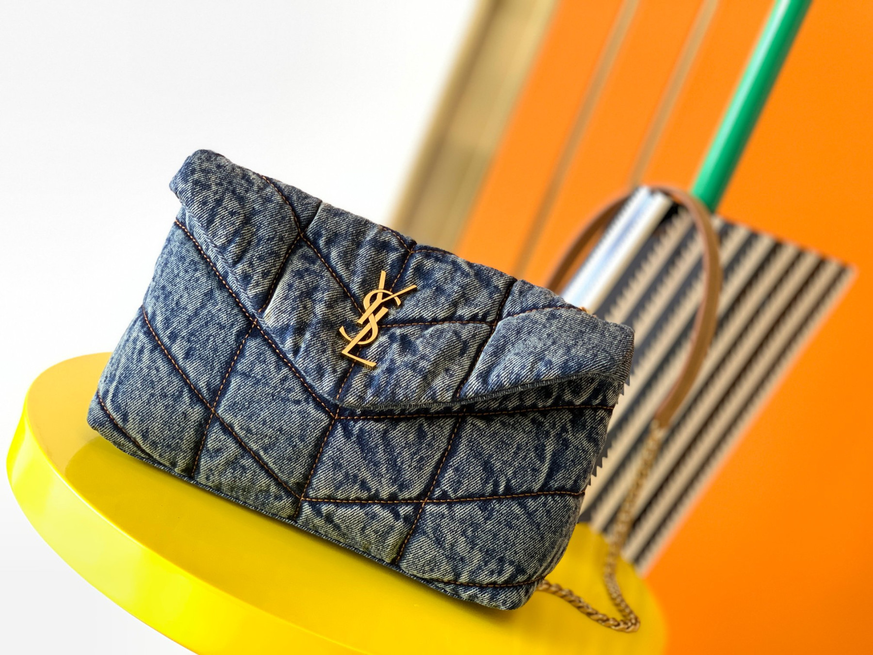 Y51 PUFFER IN SUEDE AND DENIM RODEO BLUE 23 X 15.5 X 5.8 CM