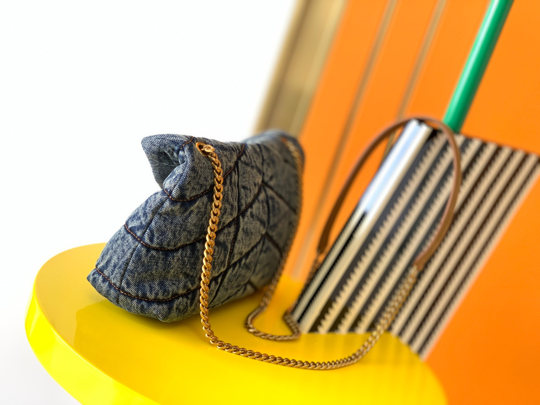 Y51 PUFFER IN SUEDE AND DENIM RODEO BLUE 23 X 15.5 X 5.8 CM