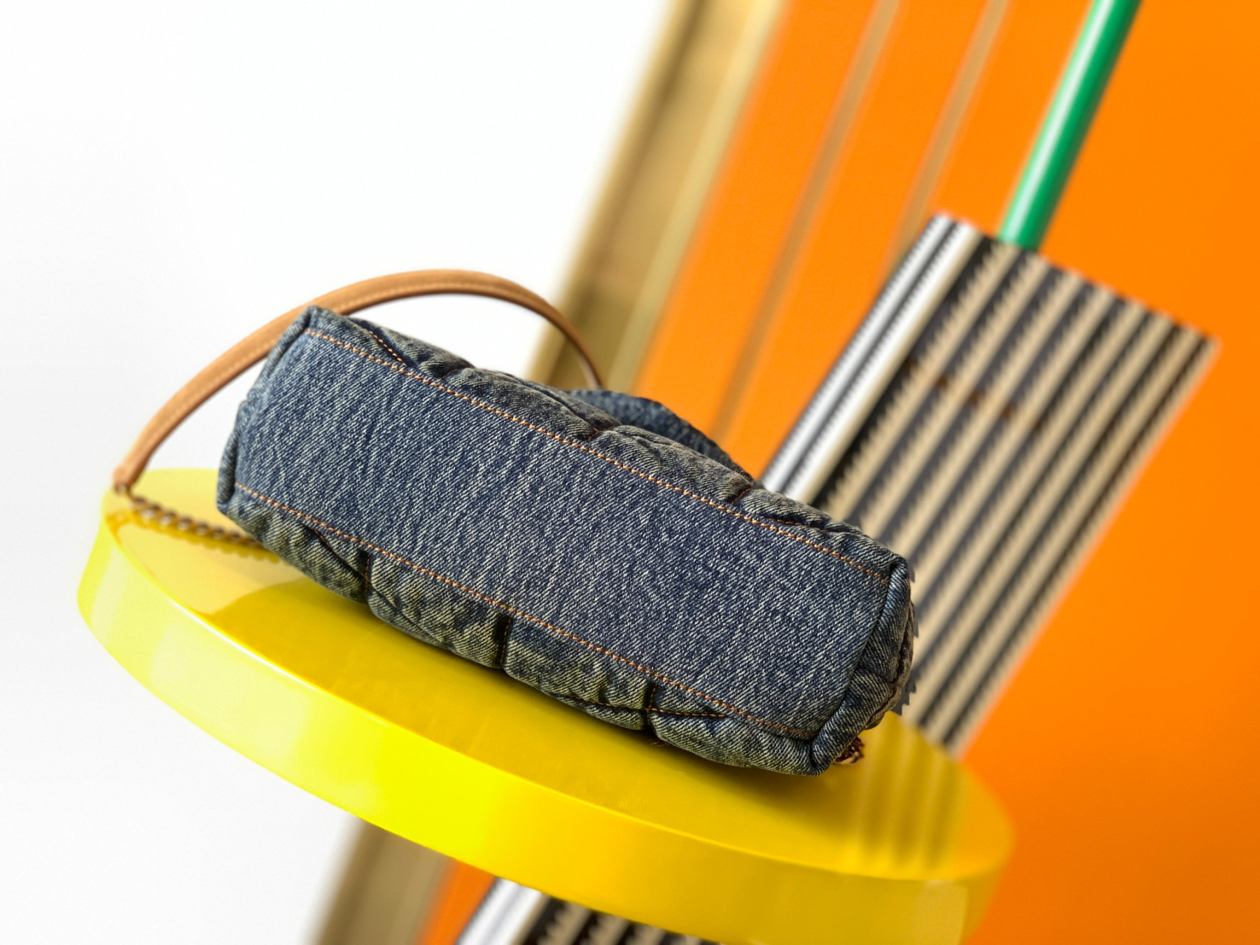 Y51 PUFFER IN SUEDE AND DENIM RODEO BLUE 23 X 15.5 X 5.8 CM