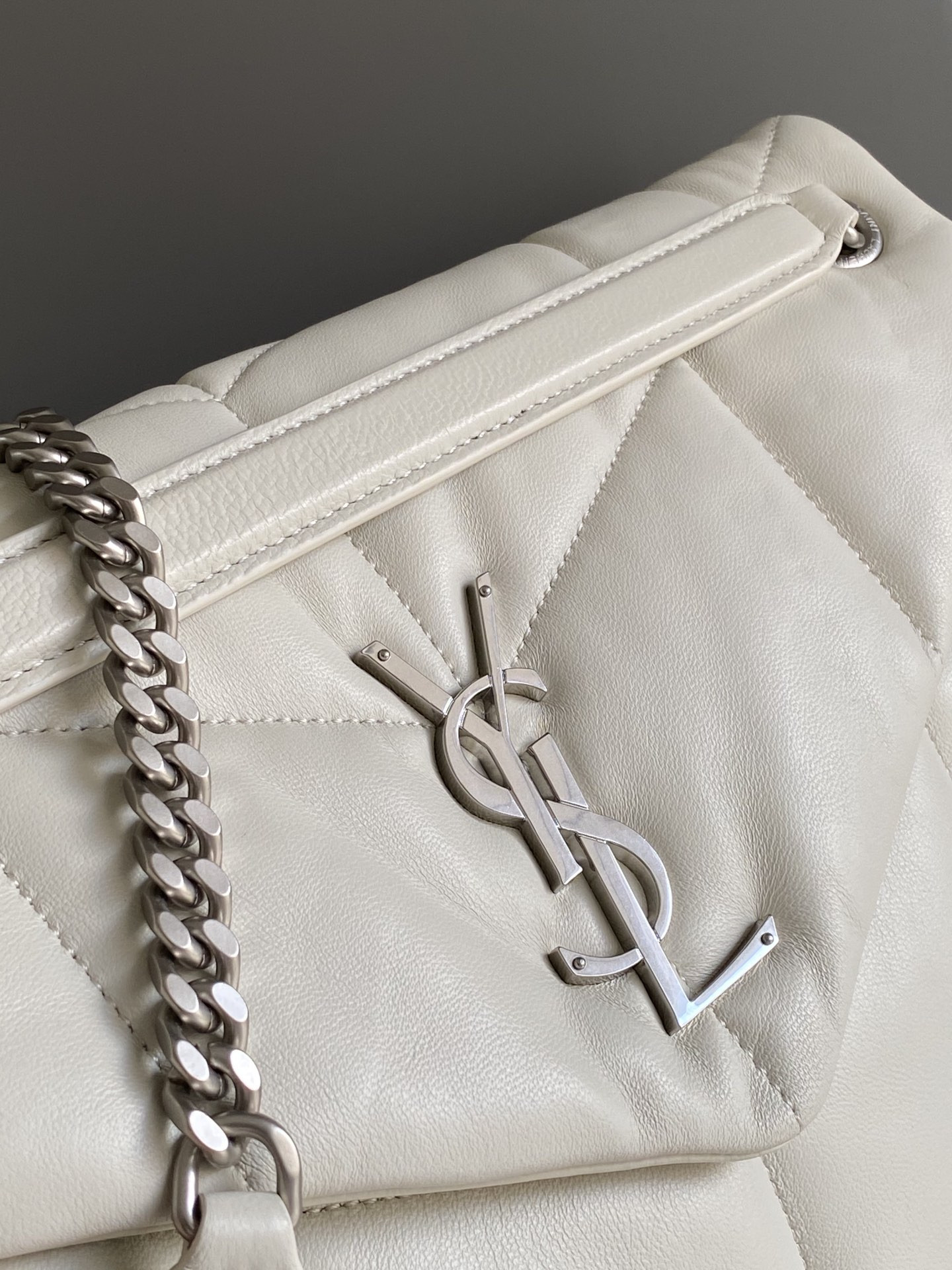 Y51 PUFFER MEDIUM IN NAPPA LEATHER WHITE SILVER 13.7 X 9 X 5.3 INCHES