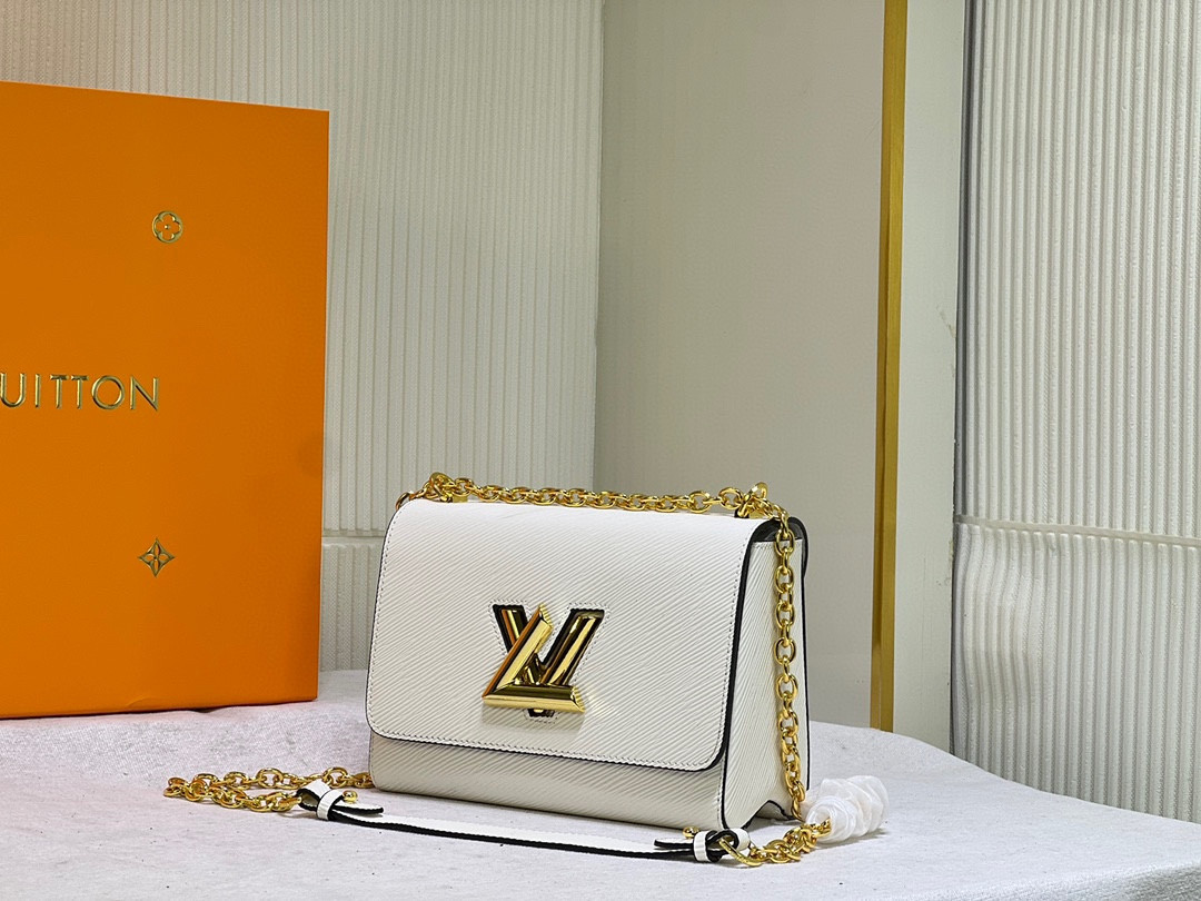 L0vis Vvtt0n Twist MM white 9.1 x 6.7 x 3.7 inches