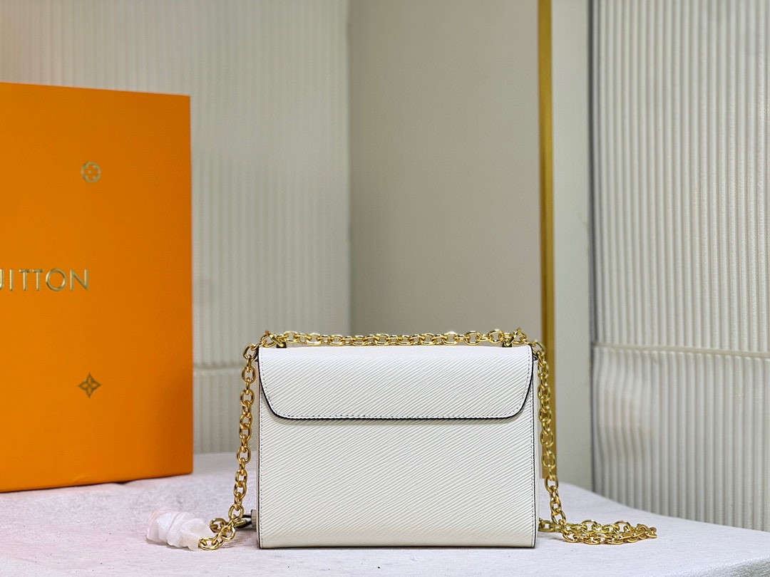 L0vis Vvtt0n Twist MM white 9.1 x 6.7 x 3.7 inches