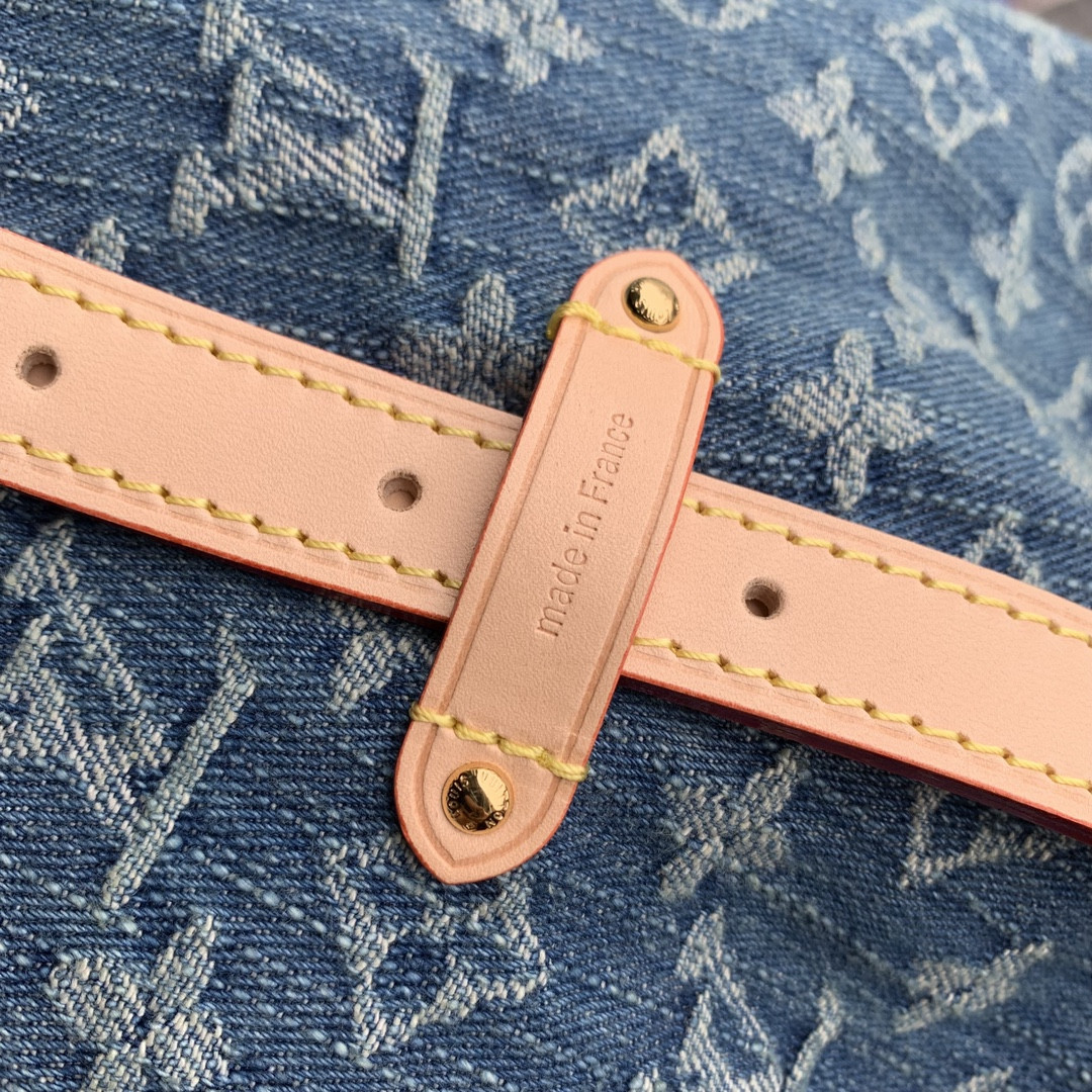 L0vis Vvtt0n M46855 CarryAll MM 15.4 x 11.8 x 5.9 inches