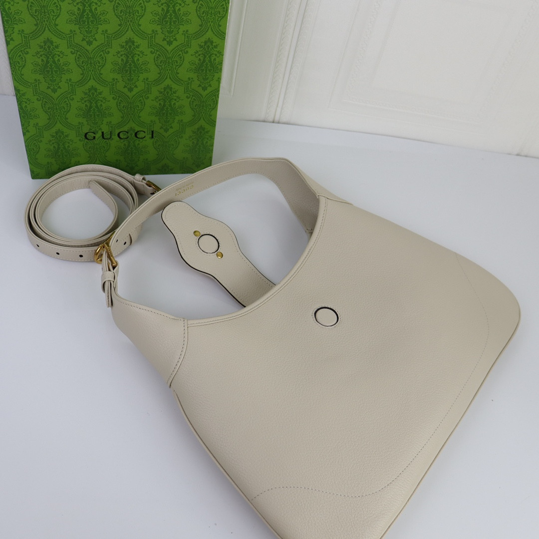 Gvc*1 APHRODITE MEDIUM SHOULDER BAG WHITE W15.3" x H15" x D.8"