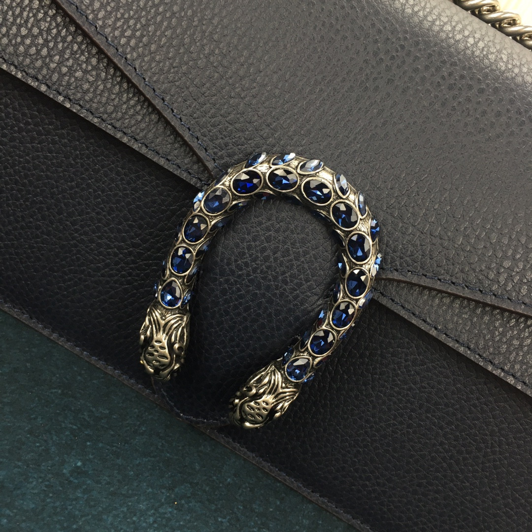 Gvc*1 DIONYSUS SMALL SHOULDER BAG NAVY 28x18x9cm