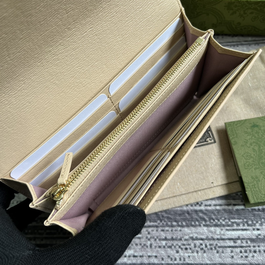 CONTINENTAL WALLET WITH Gvc*1 SCRIPT lIGHT YELLOW 7.5"W x 4"H x 1.4"D