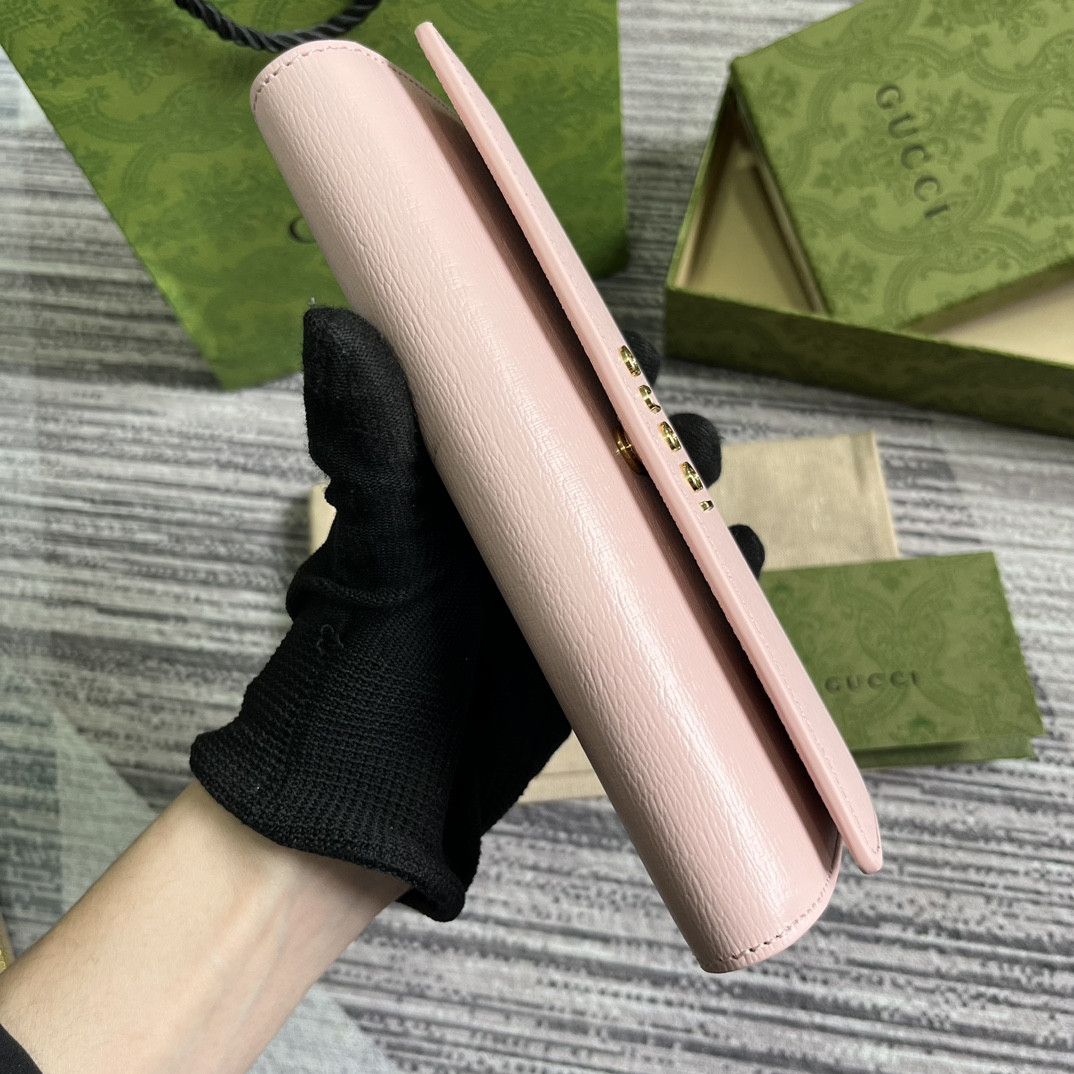 CONTINENTAL WALLET WITH Gvc*1 SCRIPT pink 7.5"W x 4"H x 1.4"D