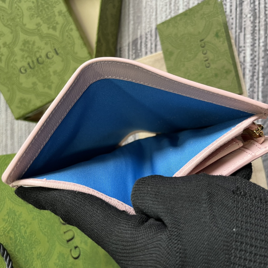 Gvc*1 Script Zip-Around Wallet pink 14 x 18.5 x 3cm