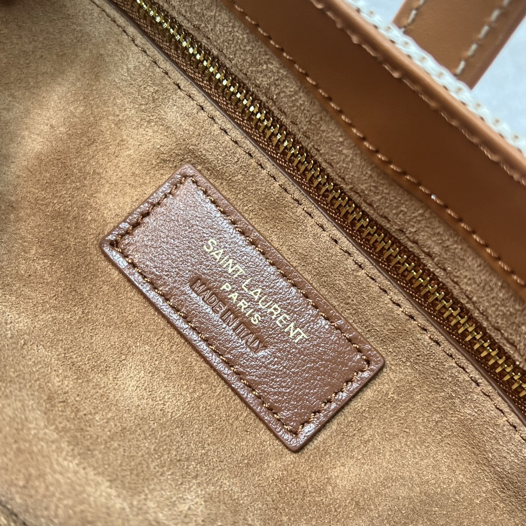 Y51 LE 5 À 7 IN CANVAS AND LEATHER GREGE AND BRICK 9 X 6.3 X 2.5 INCHES