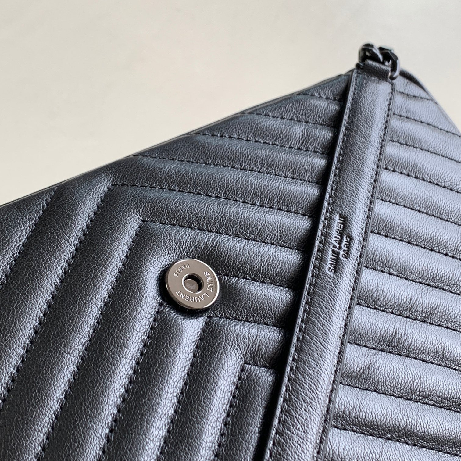 Y51 COLLEGE LARGE IN QUILTED LEATHER BLACK 32X21X8 CM