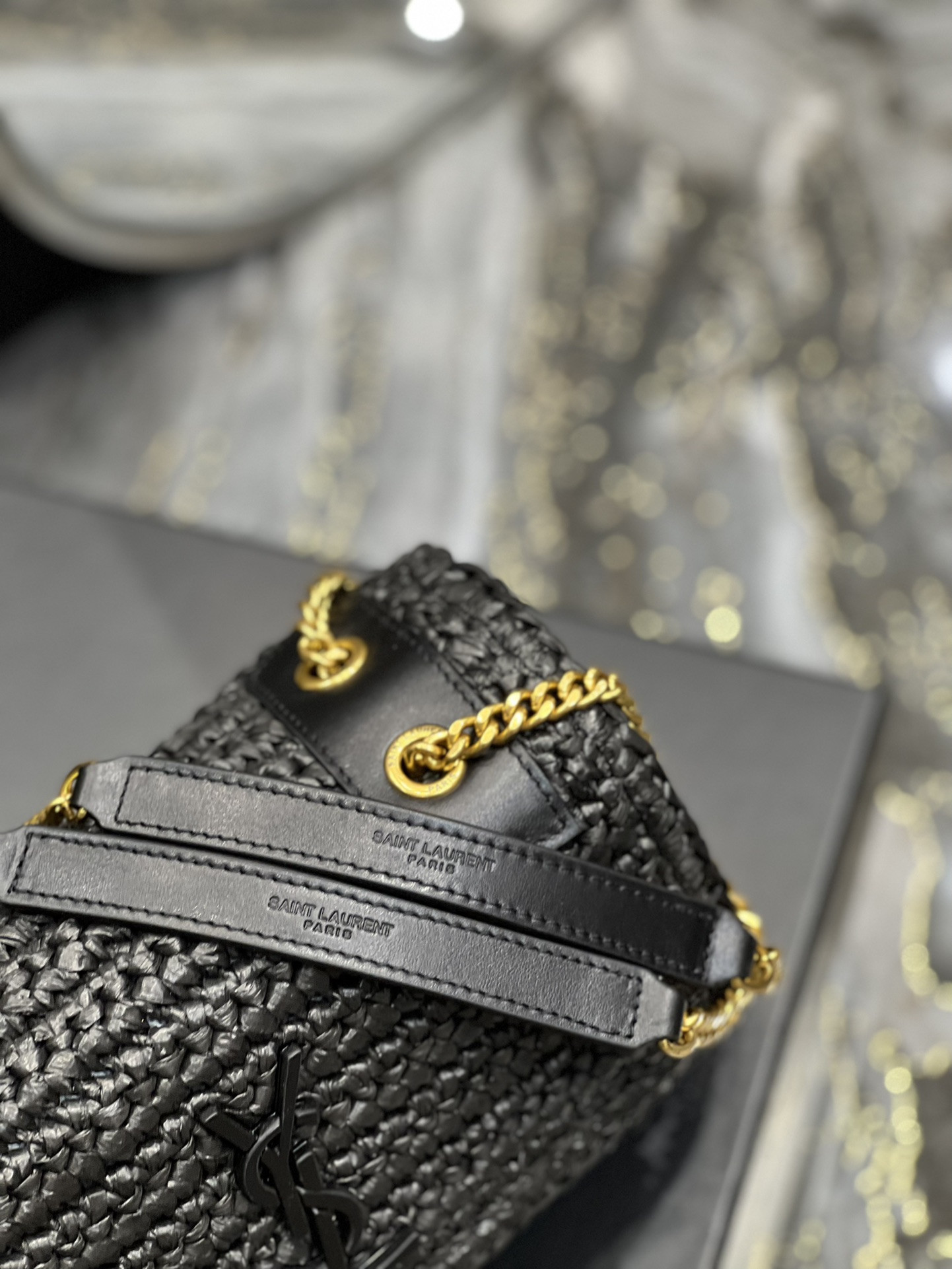 Y51 NIKI CHAIN BAG IN RAFFIA AND LEATHER BLACK 22×16.5×12 CM